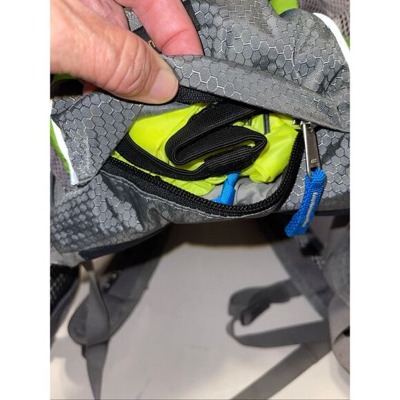 BMW Backpack Rucksack Motorcycle Bag Roadtrip RARE Clean Utility Rain Cover - Picture 5 of 12